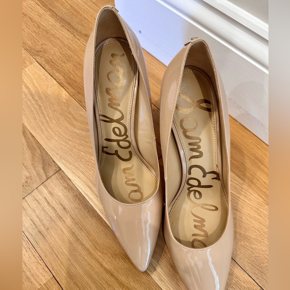 Sam Edelman nude patent leather heel